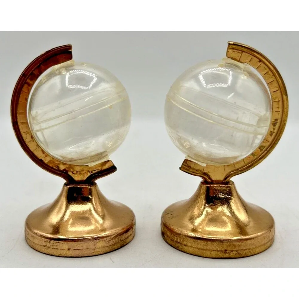 Vintage Retro‎ Salt and Pepper Shakers Globe U260/38